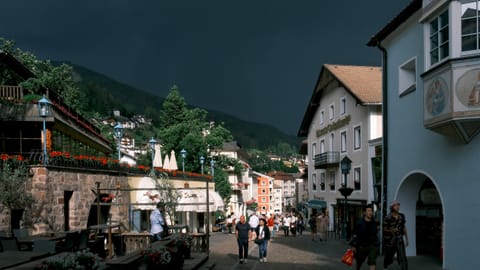 DSCF0557 Hotel Adler Dolomiti, Urtijëi - St. Ulrich in Gröden - Ortisei, South Tyrol | XF16-55mm f8.9 1/97s ISO640