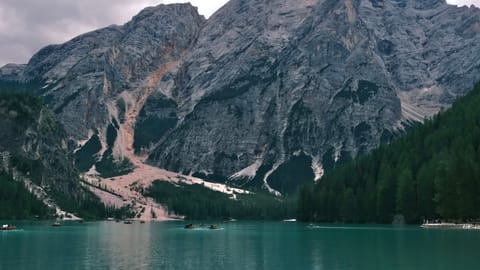 DSCF9933 Hotel Pragser Wildsee - Hotel Lago di Braies, Prags - Braies, South Tyrol | XF16-55mm f8.0 1/490s ISO1600