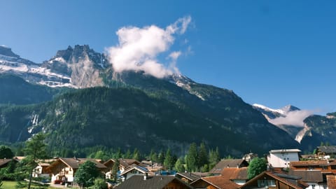 DSCF8213 Aeussere Dorfstrasse, Switzerland | XF16-55mm f8.9 1/97s ISO640