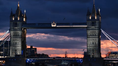 DSCF7412 Tower Bridge, London | XF90mm f3.0 1/62s ISO500