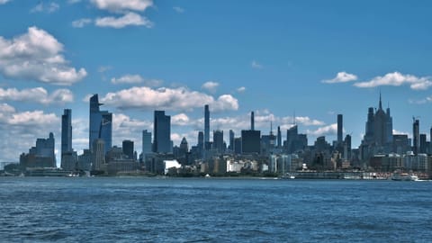 DSCF7638 Colgate Center, Jersey City, US | XF16-55mm f8.6 1/330s ISO320