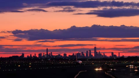 DSCF7962 JFK Access Road, New York, US | XF90mm f2.6 1/270s ISO2500