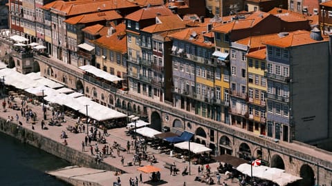 DSCF7023 Ribeira, Centro Histórico, Porto | XF90mm f5.0 1/2200s ISO320