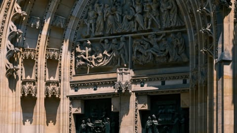DSCF5350 Valdštejnská, Prague, Czechia | XF90mm f5.0 1/2300s ISO500