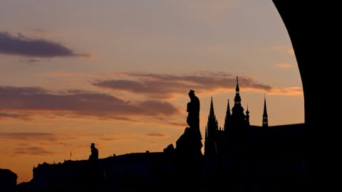 DSCF4322 Charles Bridge, Old Town, Prague | XF90mm f6.6 1/610s ISO640