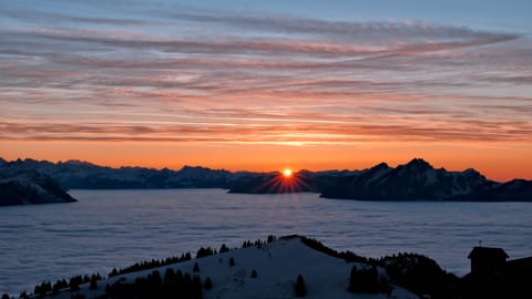 DSCF5741 Kulmweg, Arth, Switzerland | XF16-55mm f7.6 1/120s ISO320