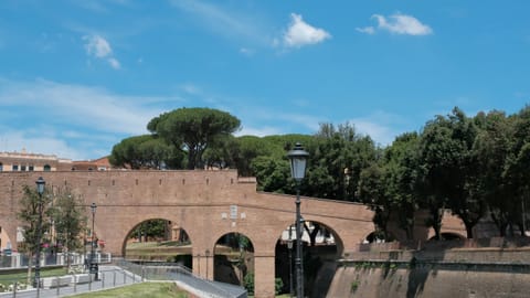 DSCF2006 Via Della Conciliazione, Municipio Roma I, Rome | XF16-55mm f8.9 1/97s ISO320